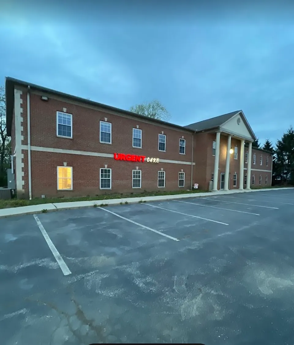 Building Photo - 4871 Sawmill Rd