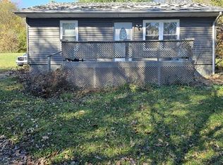 1076 Yelvington Ln, Maceo, KY 42355