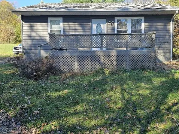 1076 Yelvington Ln, Maceo, KY 42355