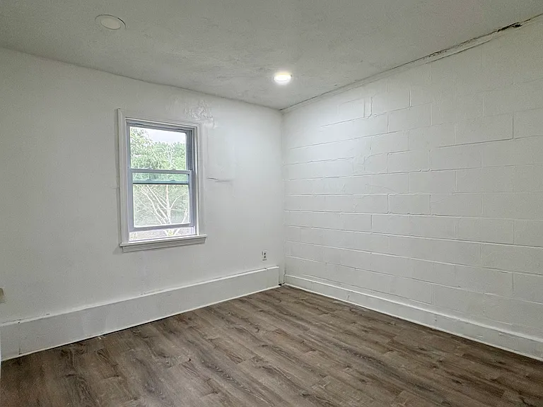 21 Great Neck Rd #21 — Photo 12