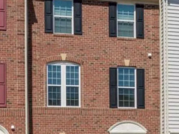107 Bancroft Dr, Fredericksburg, VA 22405