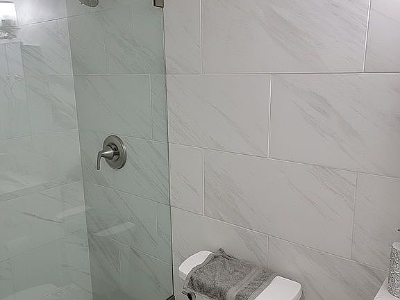 2nd image of 22 Golfs Edge APT E