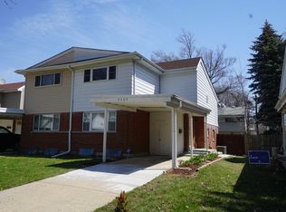 9405 Meadow Ln, Des Plaines, IL 60016