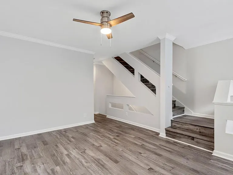 856 Saint Charles Ave NE #3 — Photo 10