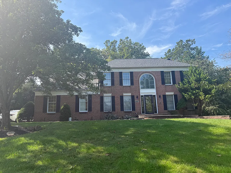 301 Sheringham Dr