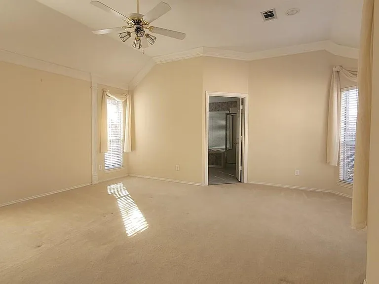 6401 Dakota Dr — Photo 21