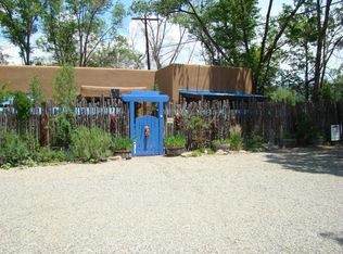 314 Hinde Pl #6, Taos, NM 87571