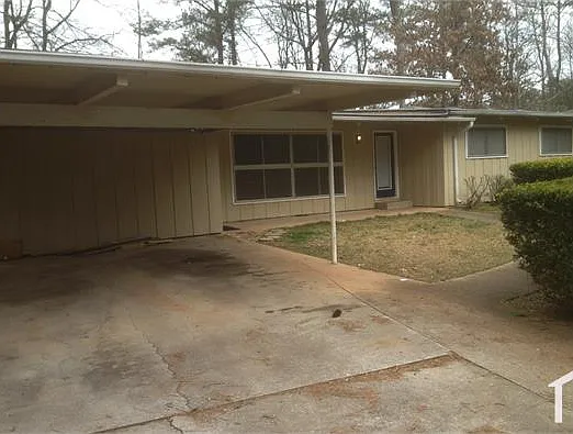 4 bed, 2183 sqft, $1,900 — Photo 3