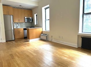 201 E 81st St APT 3C, New York, NY 10028