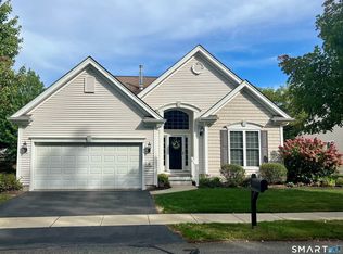 30 Wadsworth Ln #30, Wallingford, CT 06492