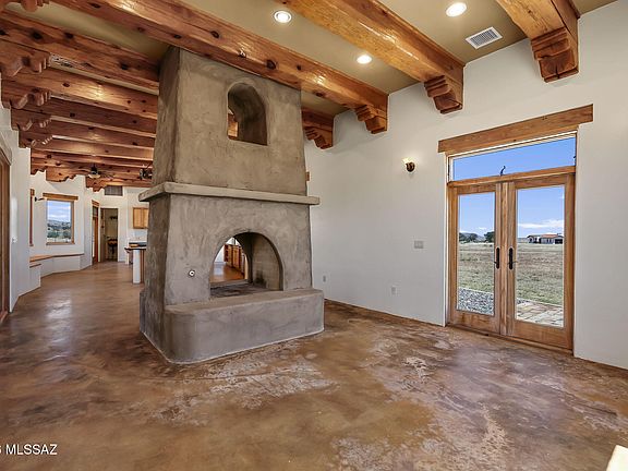 5th image of 25 Lucero Del Cielo Ln