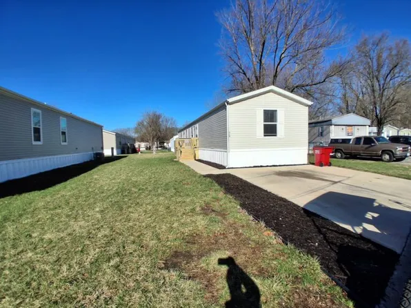 17311 E Us Highway 40 Site #J15, Independence, MO 64055