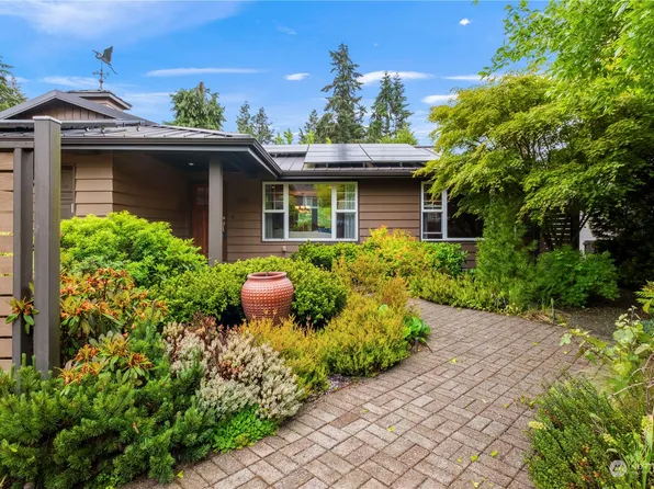 1810 N 180th Street, Shoreline, WA 98133