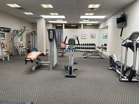 Rented by ERNY LLC | media 54