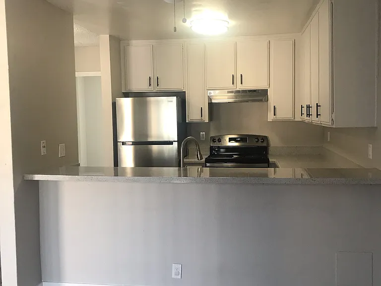 4067 Van Dyke Ave #3 — Photo 2