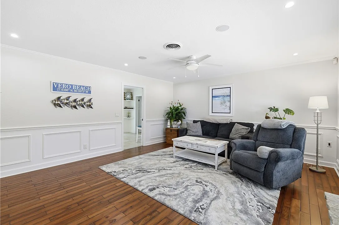 2 bed, 1036 sqft, $3,500 — Photo 4
