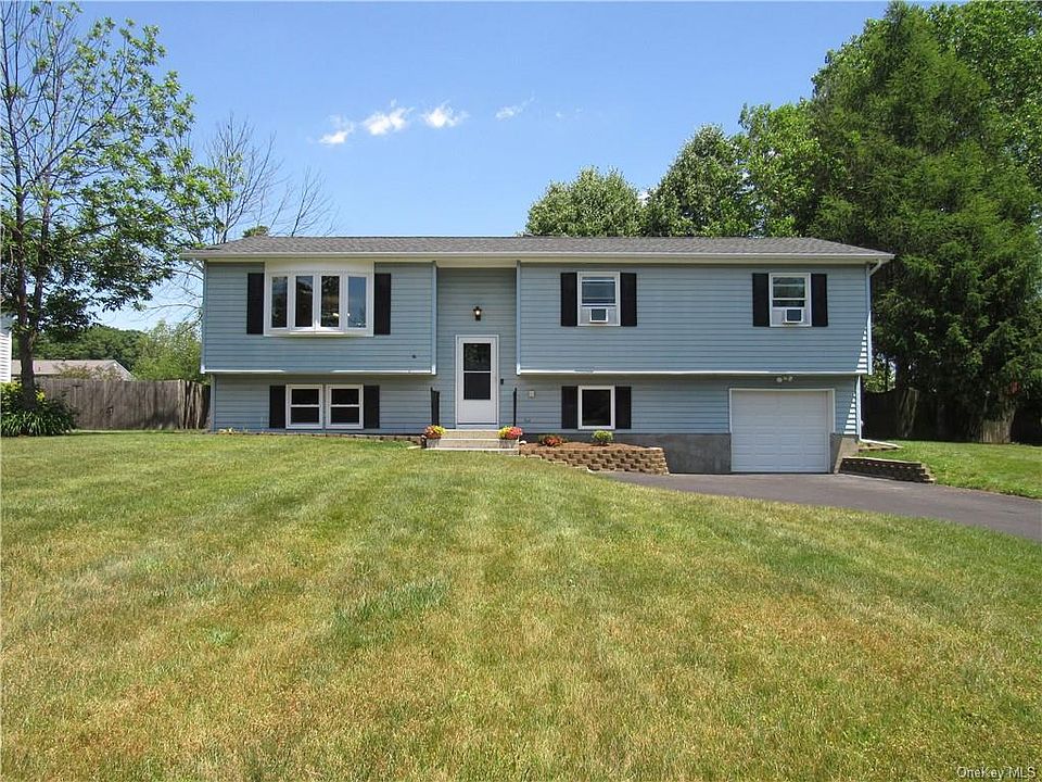 1st image of 206 Butter Hill Dr