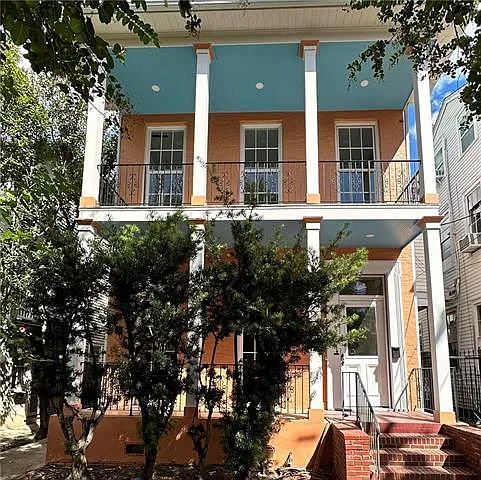 1 bed, 1.0 bath, 1200 sqft, $1,800 — Photo 2