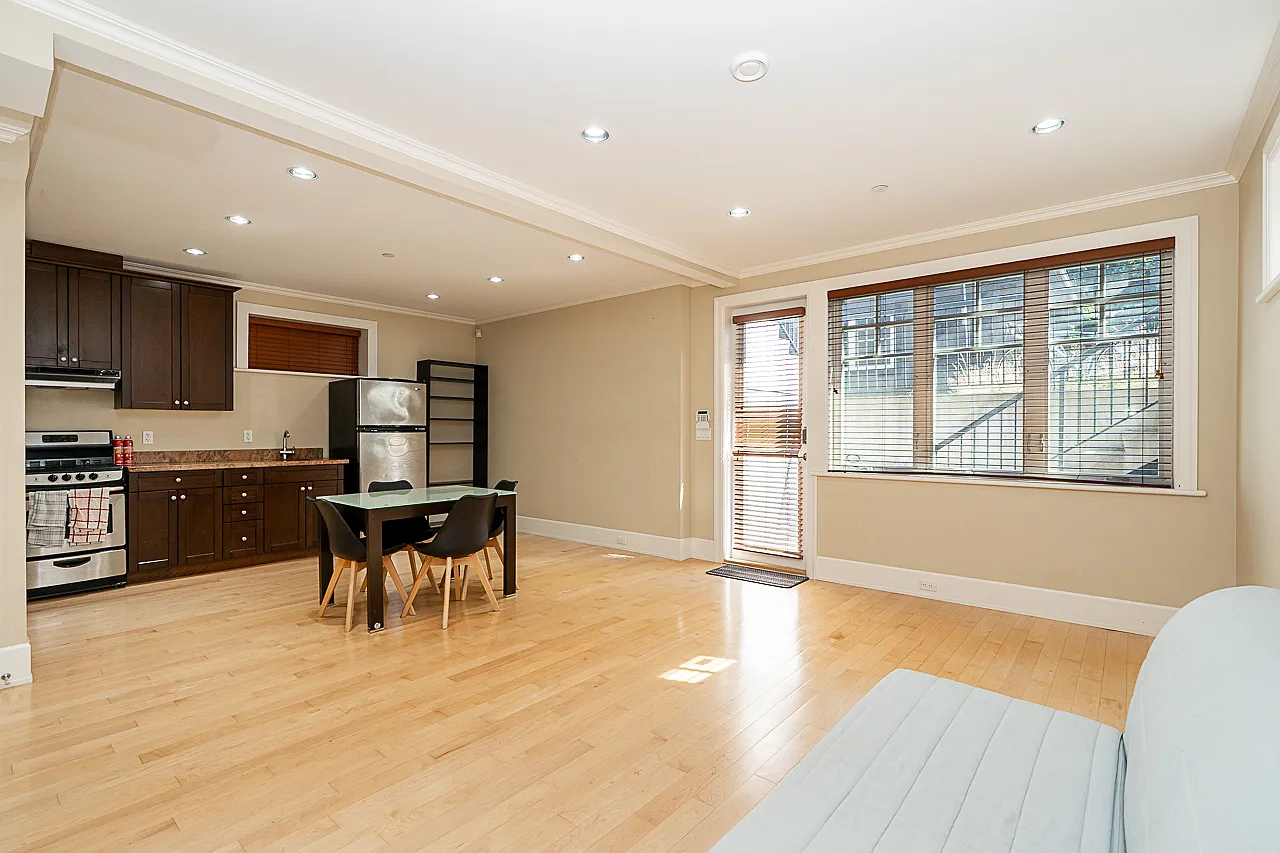 1 bed, $2,000 — Photo 1