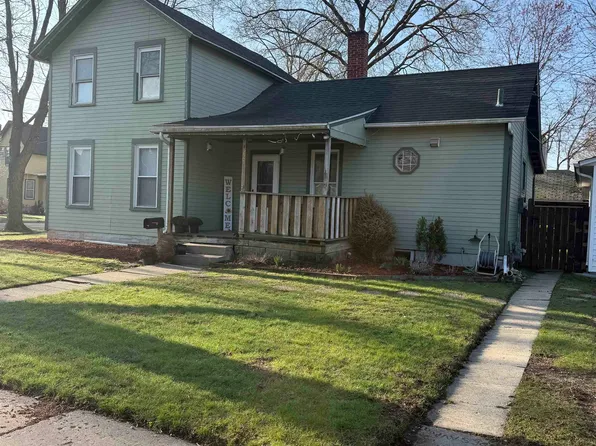 225 E 4th St, Belvidere, IL 61008