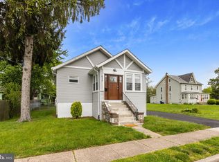 635 N Forklanding Rd, Maple Shade, NJ 08052