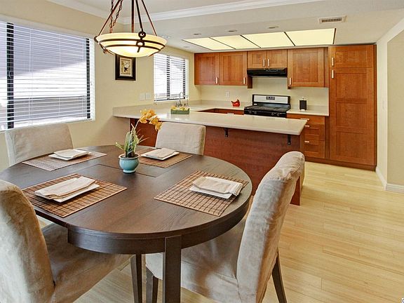 5th image of 3062 Honolulu Ave