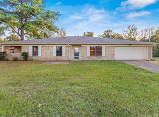 417 Hollyoak Dr, Tyler, TX 75703