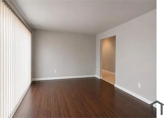 2 bed, 1200 sqft, $1,400 — Photo 4