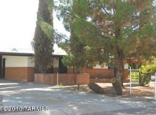 7010 E Calle Osito, Tucson, AZ 85710