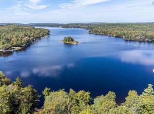 19 Sawdust Rd, Mount Uniacke, NS B0N1Z0