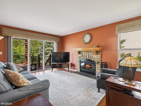 4th image of 1352 Mayfair Ln