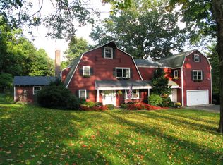 15 Pilgrim Rd, Rye, NY 10580