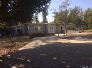 10580 Arnwood Rd, Sylmar, CA 91342