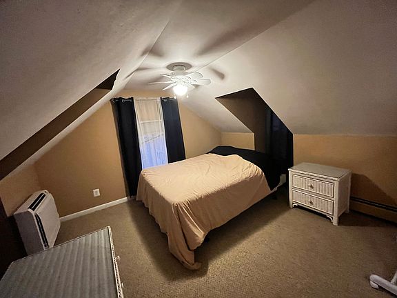 3rd image of 12 East Ave Floor 2