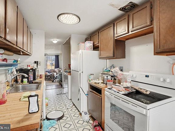 5th image of 1359 Raleigh Dr