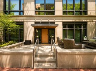 250 Spring St APT 254, Columbus, OH 43215