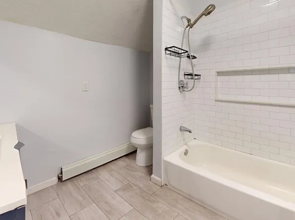 1531 Mendon Rd Floor 3, Cumberland, RI 02864