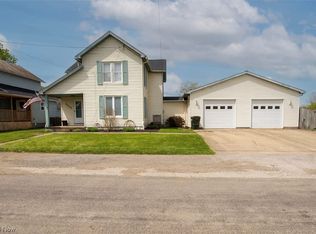 9025 Black Rd, Lisbon, OH 44432
