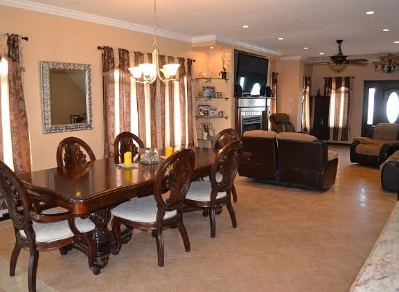 5th image of 14209 Cronston Ave