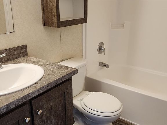 3rd image of 1278 Lundy Ln