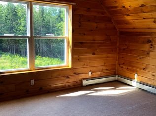 286 Wellington Rd, Harmony, ME 04942