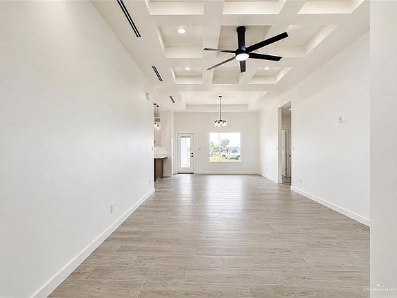 4th image of 5403 Destino St