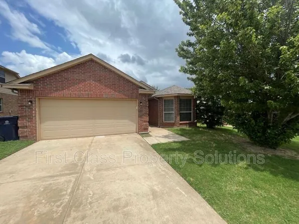 11237 NW 97th St, Yukon, OK 73099