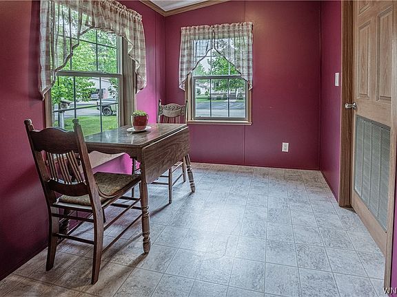 3rd image of 3256 Youngstown Lockport Rd #82