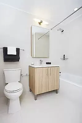 Rented by REAL New York | media 18