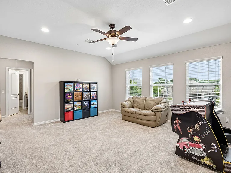 2200 Mountain Creek Ct — Photo 40