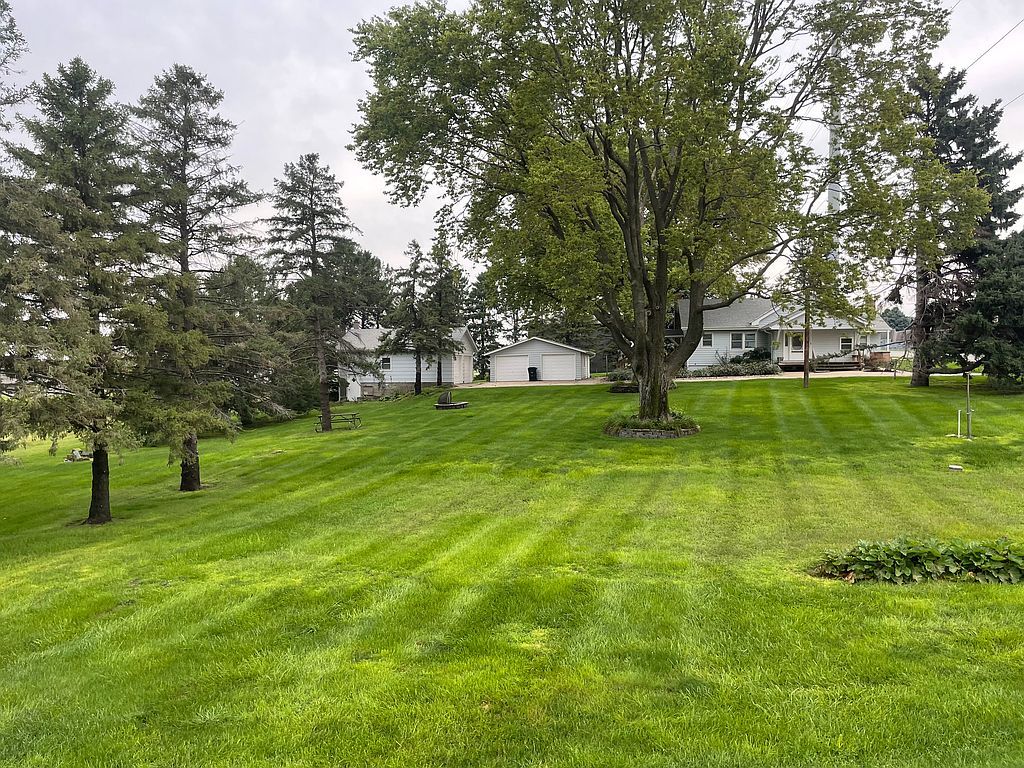 9810 S 180th St - Property Image