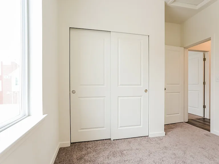 4752 N Tower Ct — Photo 15