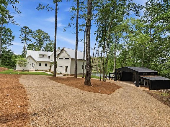 3rd image of 98 Bagley Rd