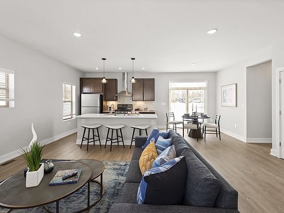 2nd image of 24 Bayfront Dr #11-1904